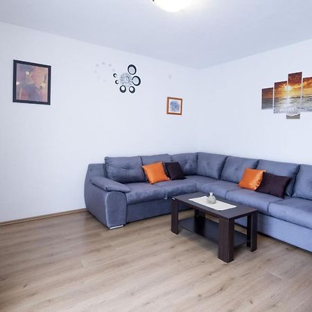 Apartment Jelcic Podstrana Exterior foto